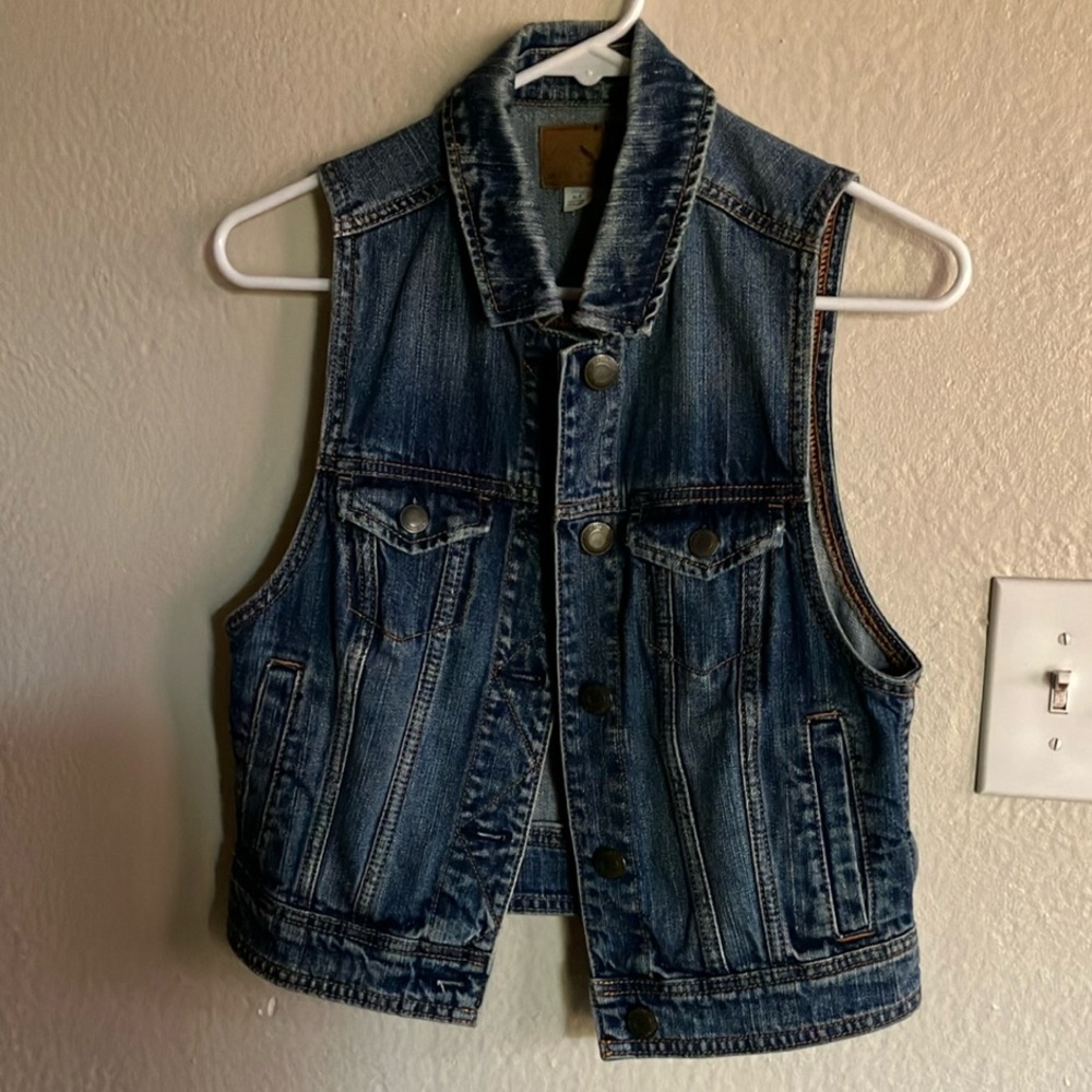 American Eagle Outfitters Blue Jean Denim Vest